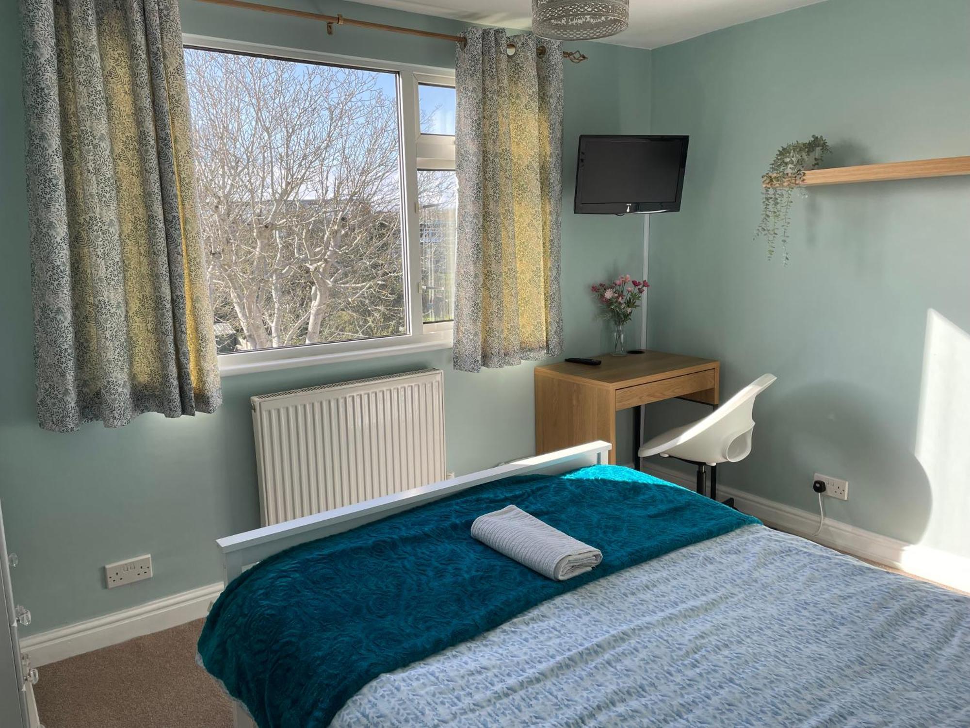 Maple Leaf Guest House Almondsbury Extérieur photo